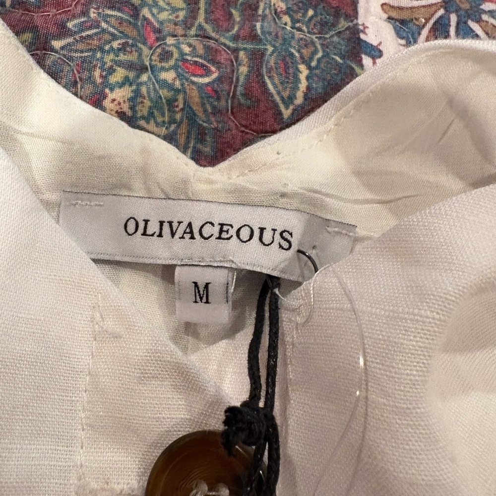 Olivaceous Linen blend Button Down Tie Back
Mini Dress White - Picture 6 of 11